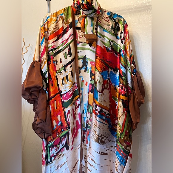 Graffiti print Kimono with self tie - Picture 4 of 7